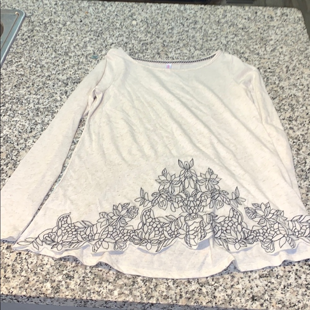 S Xhilaration Long Sleeve Tan Shirt with Print